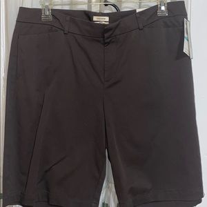 dockers women’s shorts size 16 dark brown